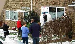 Doreen Smith's picture of a giant snowman built in  Sheridan Close, Frampton.