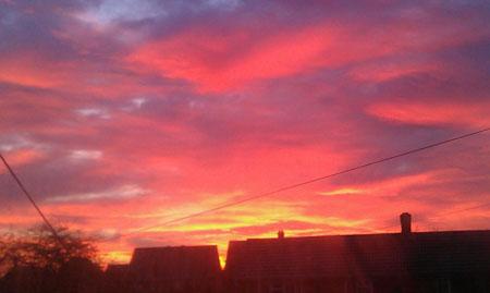 Sunrise photo of Blandford tweeted by Chloe Ayles (@Mrs_C_Ayles)