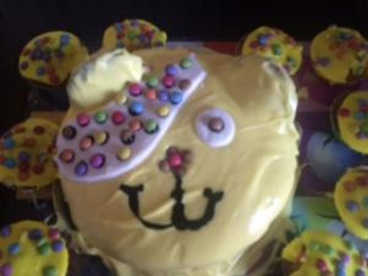 The LILY housing project baked a cake to raise money for Children in Need