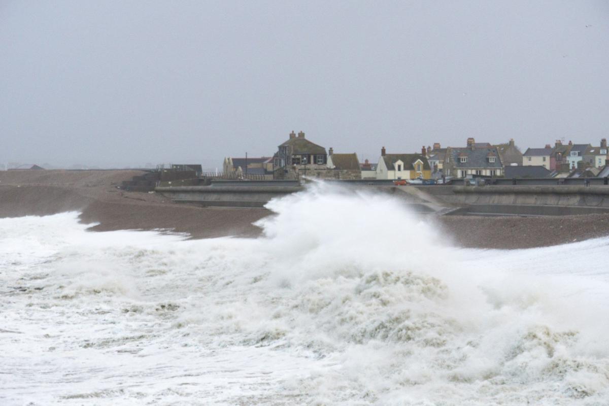 Storm Imogen pounds Chesil Beach. Picture by Chesil Beach Watch.