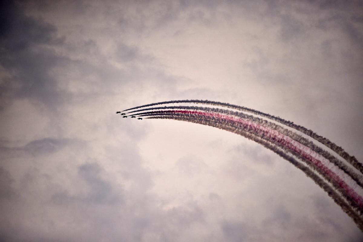 ARC: The Red Arrows trace a bow over Weymouth