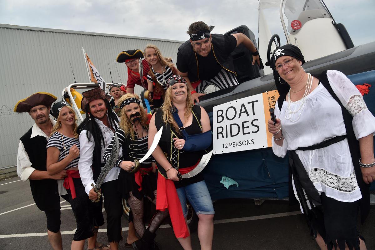 CROWNS AND DOUBLOONS: Weymouth Bay Boat Charter Pirates