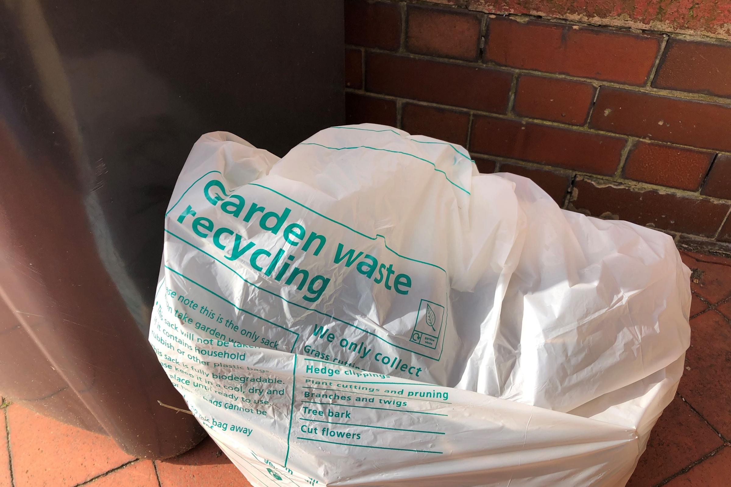 Councils Suspend Garden Waste Collections Amid Covid 19 Staff Shortages Dorset Echo