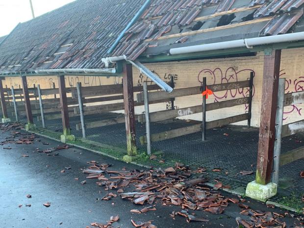 Dorset Echo: Damaged roofs at Dorchester market, picture: Anonymous resident