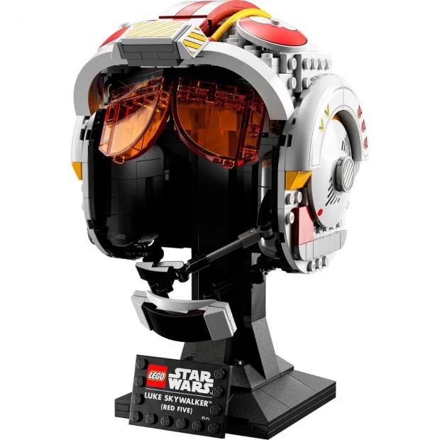 Dorset Echo: LEGO Star Wars Luke Skywalker Red Five Helmet Set (IWOOT)