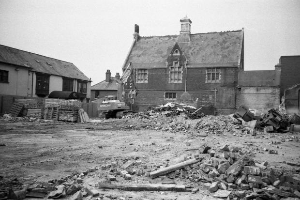 Dorset Echo: The school being demolished in 1988