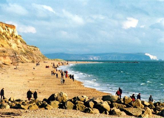 Dorset Echo: Hengistbury Head Beach Dorset Echo: Hengistbury Head Beach