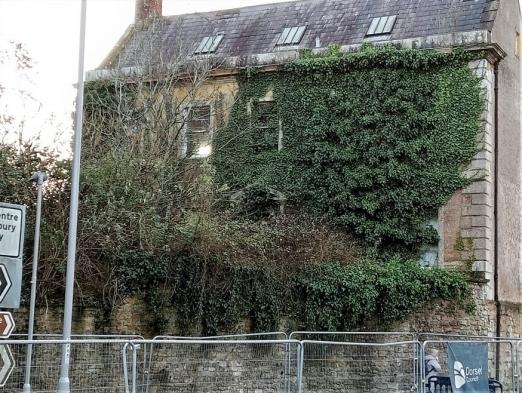 Dorset: Newell House, Sherborne building concerns 