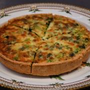 King Charles III and Queen Consort Camilia have announced that the Coronation Quice will be the official food of the Coronation, find out how to make it.